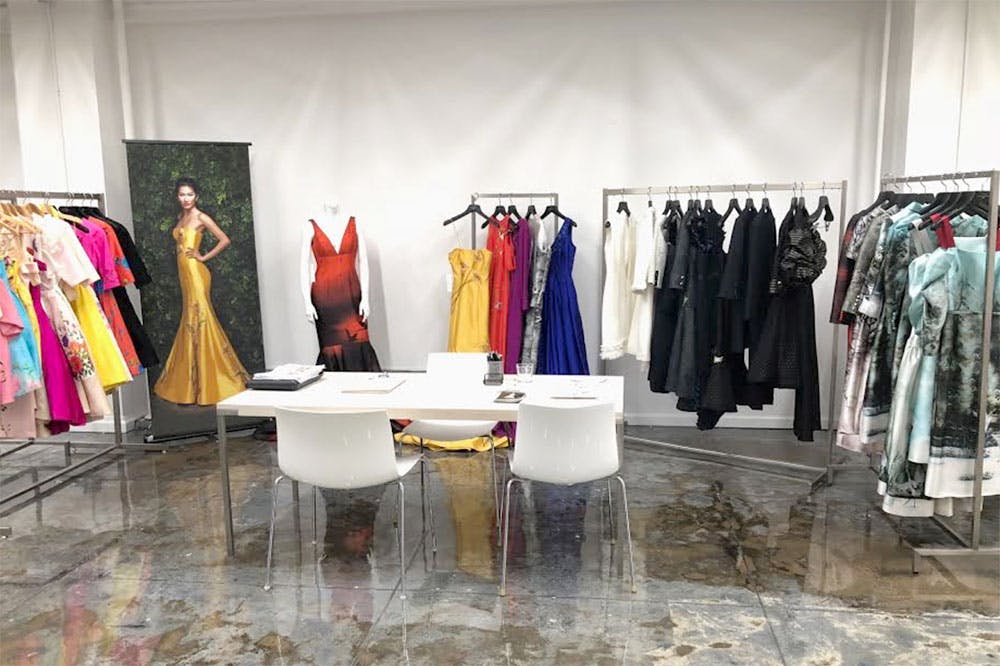 Fashion showroom sublease
